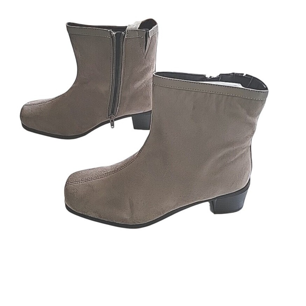 ComfortView Taupe Faux Suede Bootie Size 8.5WW Tan Boot